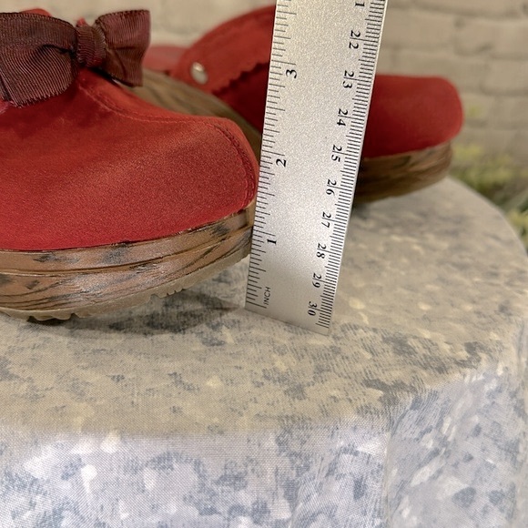 Gymboree Willow Red Suede Woodgrain Platform Vintage Bow Clogs Girls 11M❤️EUC❤️ - Picture 10 of 11